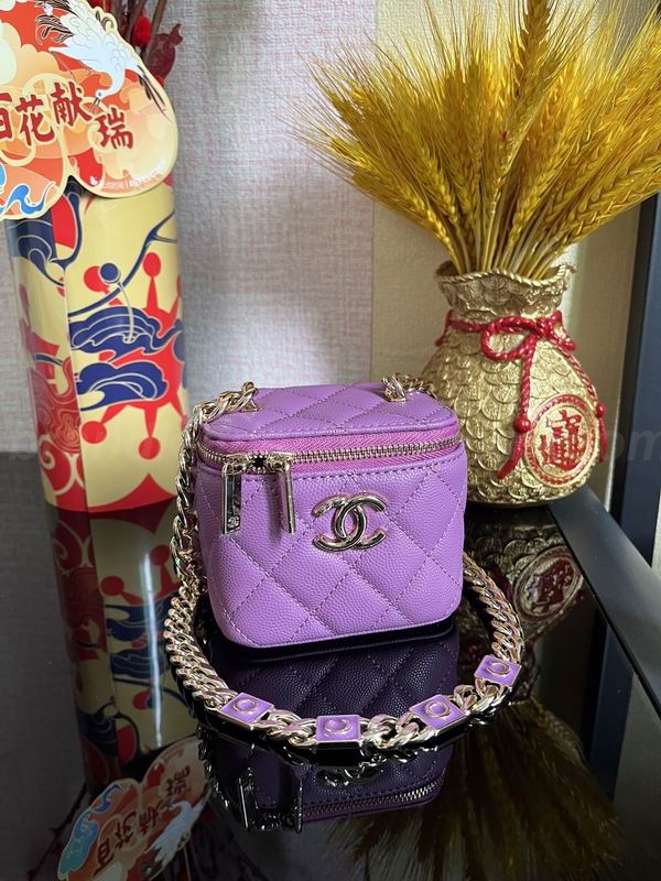 Chanel Handbags 100